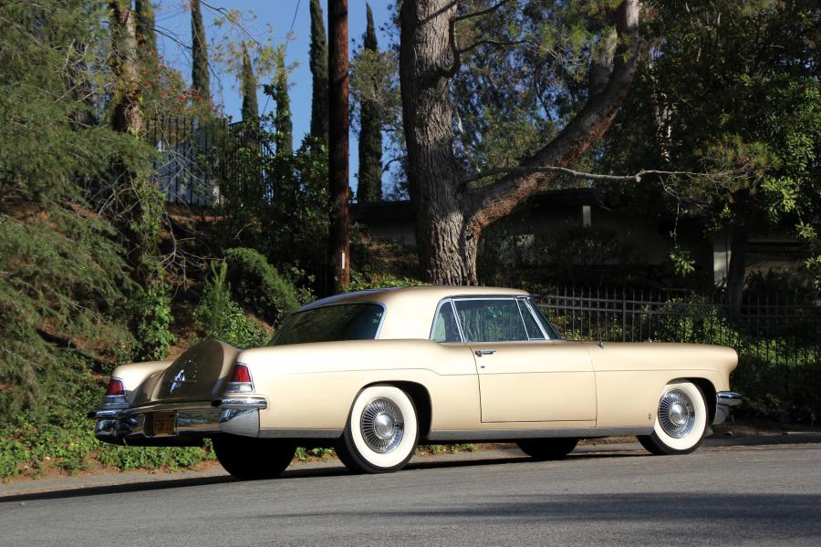  Lincoln Continental Mark II (60A) 1957 года  (фото 5 из 9)